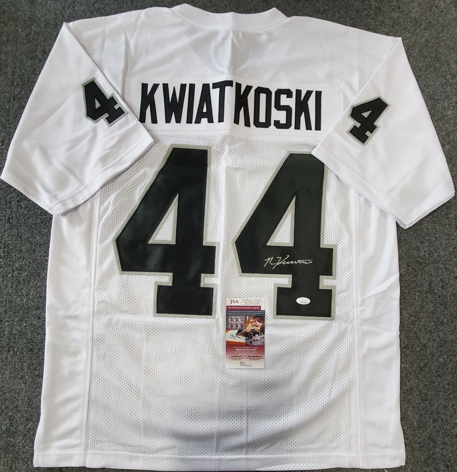 Las Vegas Raiders Nick Kwiatkoski Autographed Jersey Jsa Coa – MVP