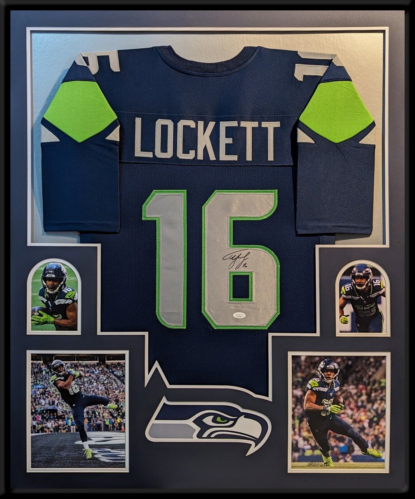 Tyler lockett retailer signed Jersey