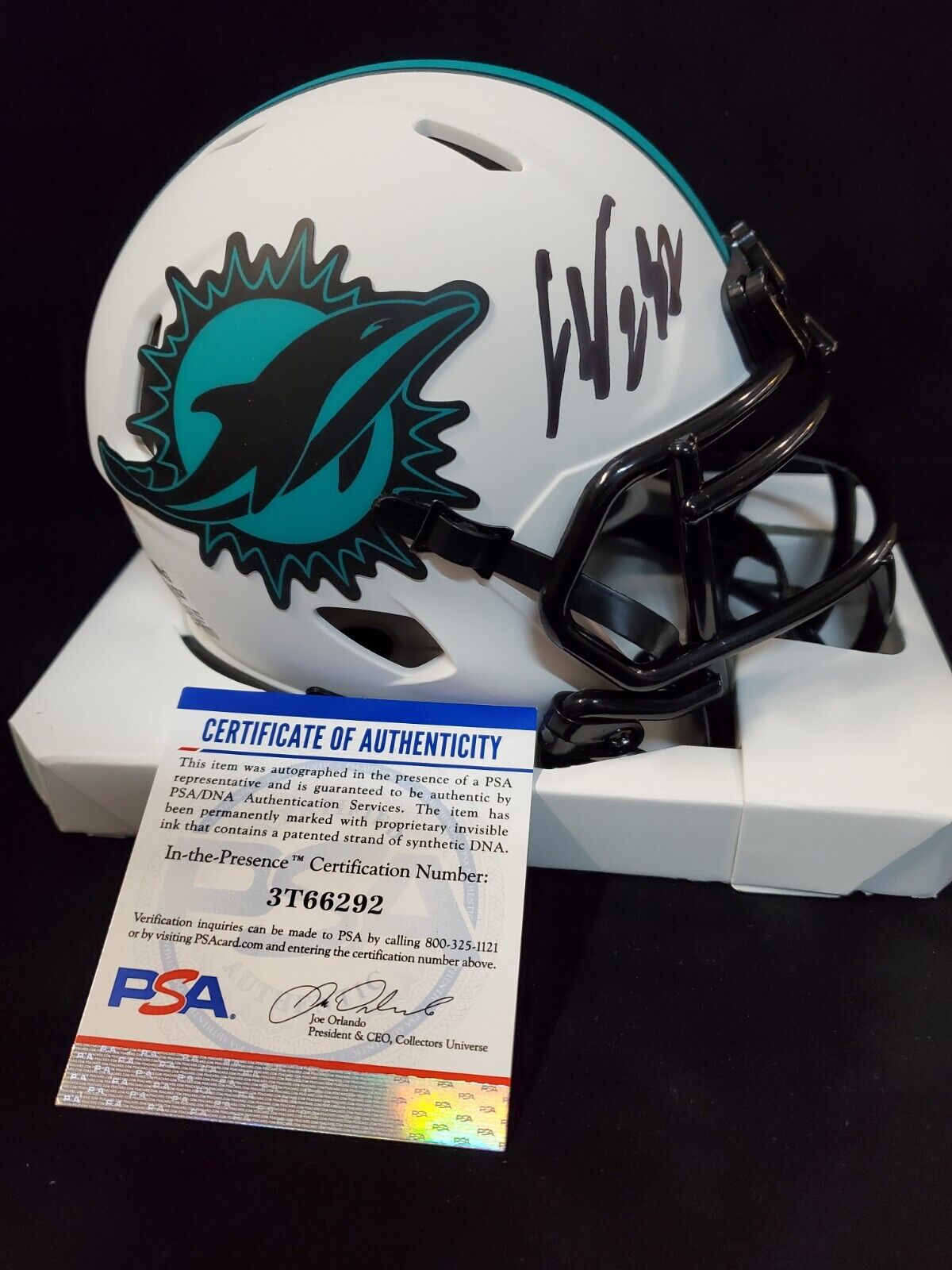 Miami Dolphins Christian Wilkins Autographed Signed Lunar Mini Helmet Psa  Coa