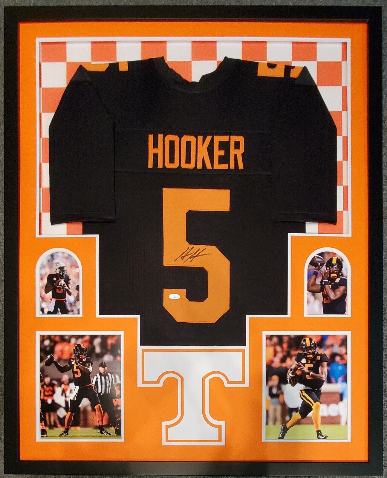 Framed Tennessee Volunteers Hendon Hooker Autographed Jersey Jsa Coa