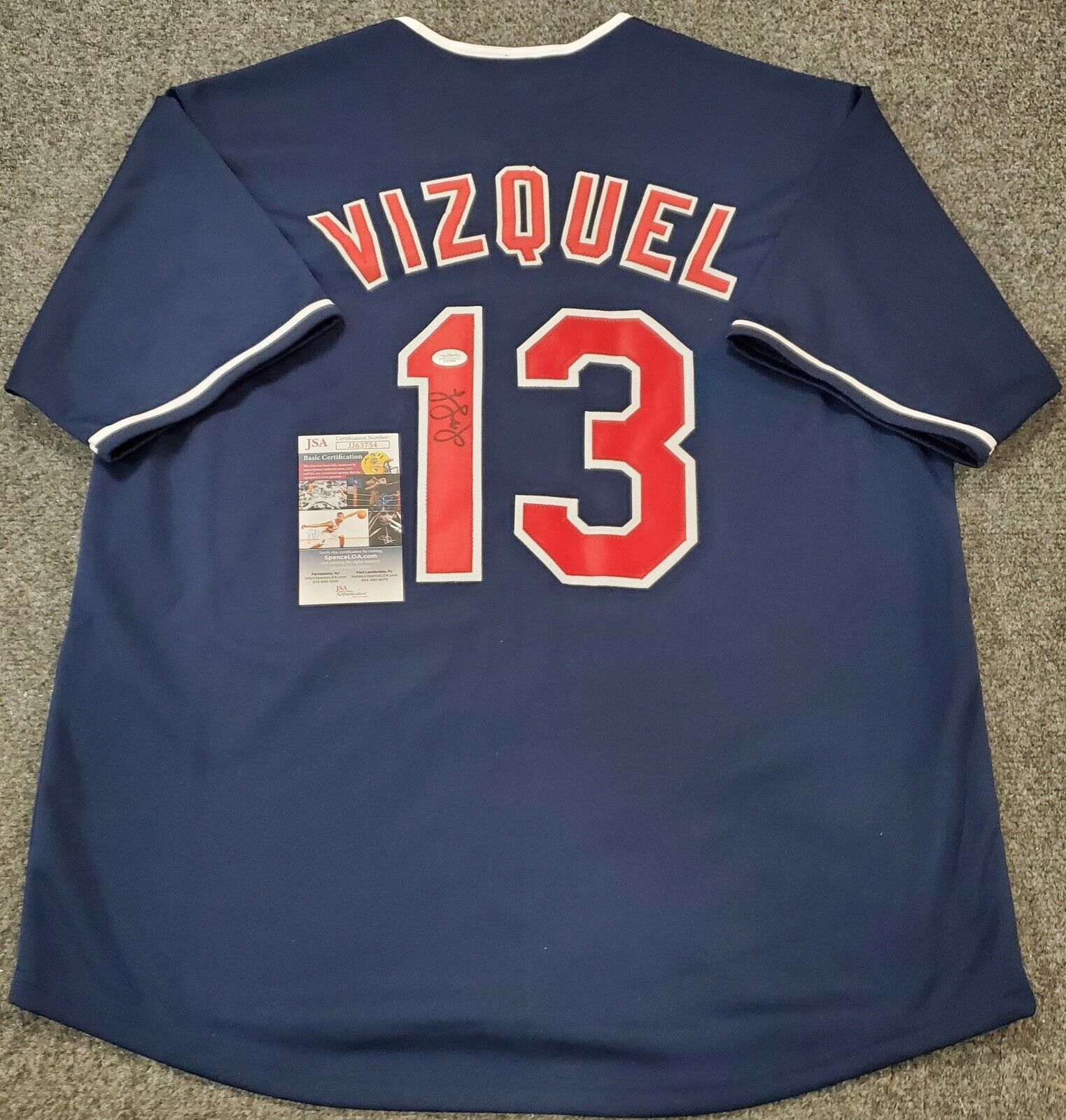 Cleveland Indians Omar Vizquel Autographed Jersey Jsa Coa