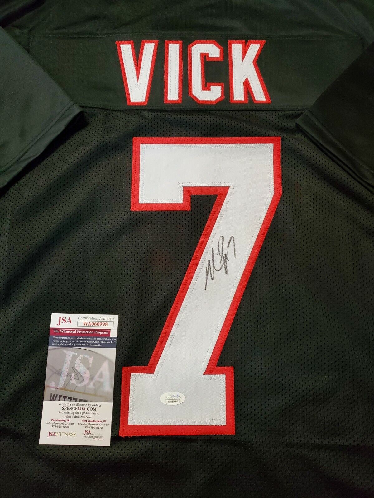 Atlanta Falcons Michael Vick Autographed Signed Jersey Jsa Coa