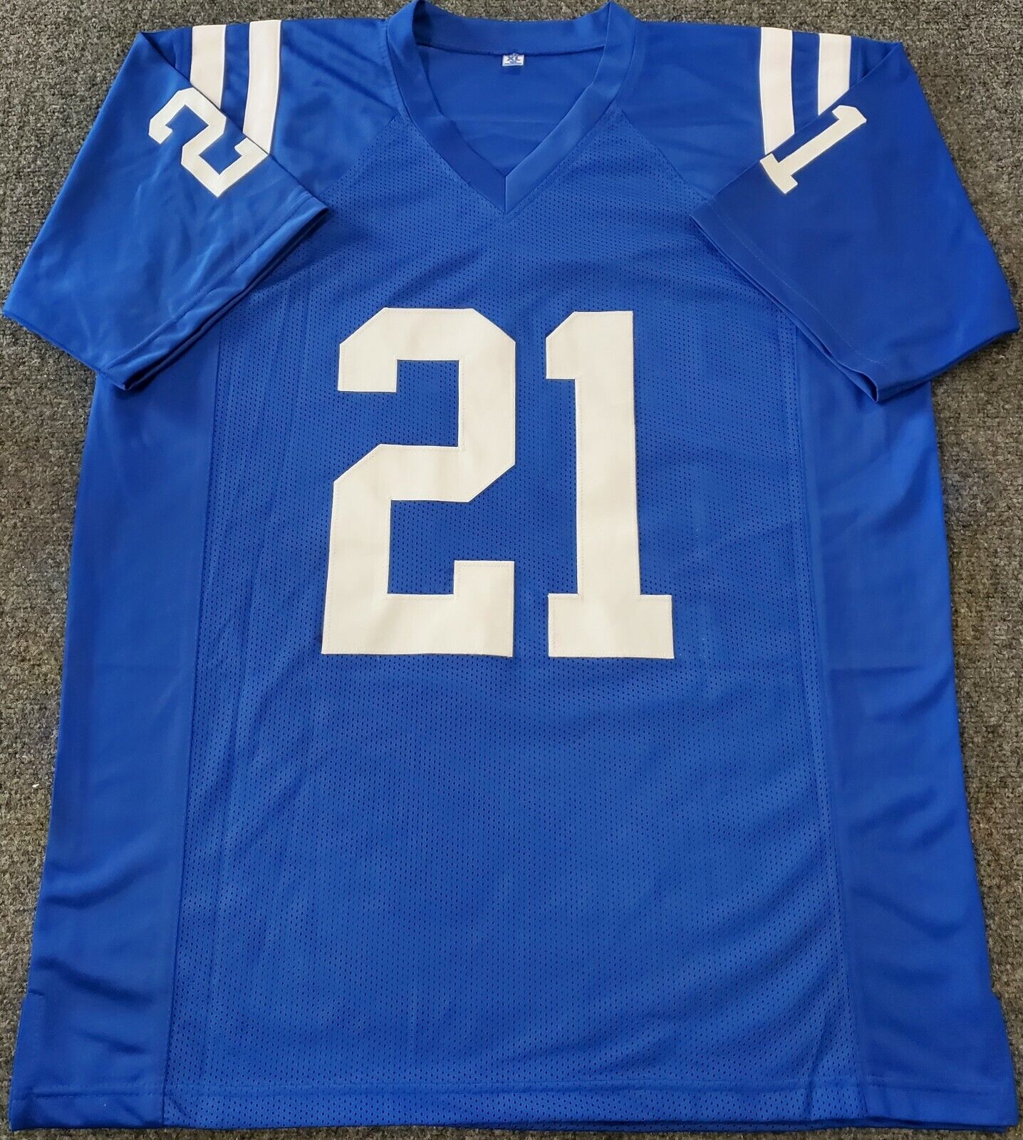 Darius Leonard Signed Jersey – Heartland Sports Memorabilia