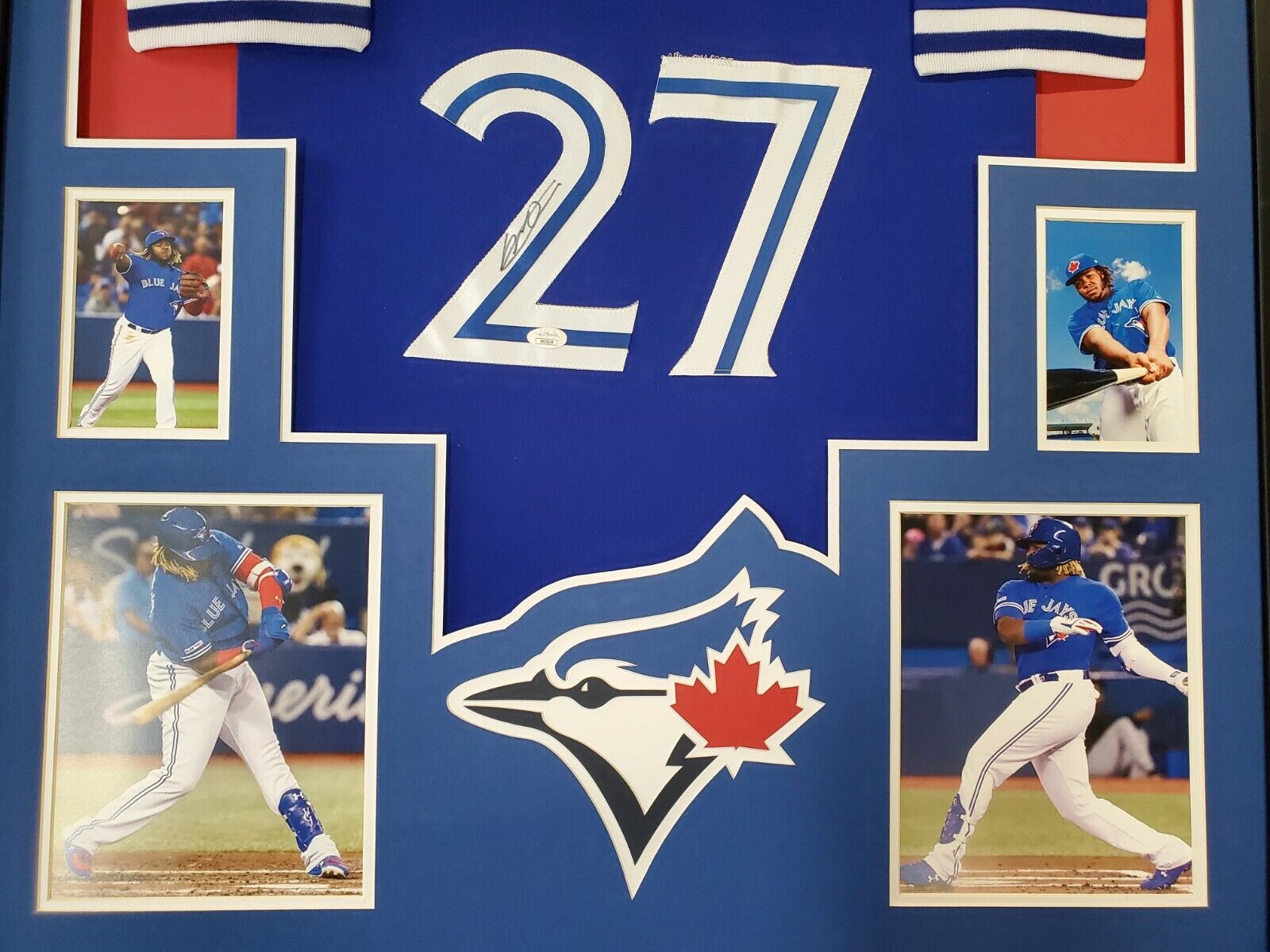 Vladimir Guerrero Jr. Signed Autographed Glossy 8x10 Photo shops Toronto Blue Jays - JSA Authenticated