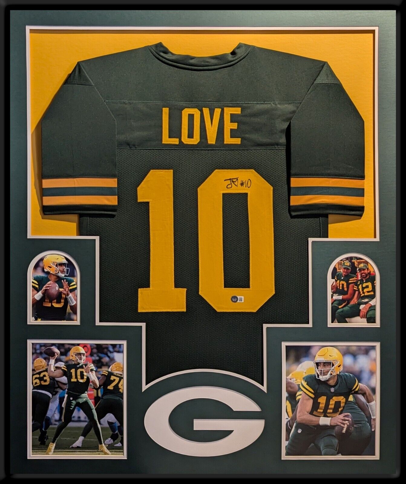 Framed Green Bay Packers Jordan Love Autographed Signed Jersey Beckett Holo