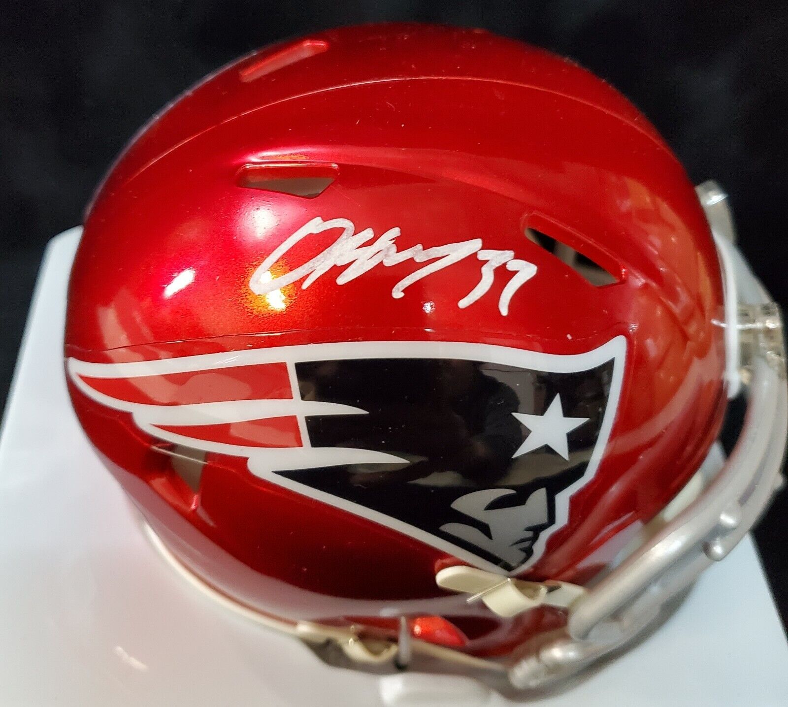 Damien Harris Autographed Patriots deals Flash Helmet