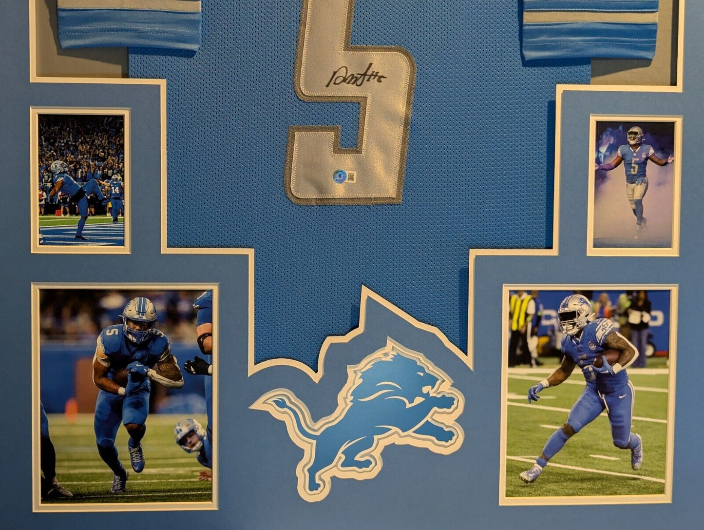 Framed Detroit Lions David Montgomery Autographed Signed Jersey Beckett Hologram