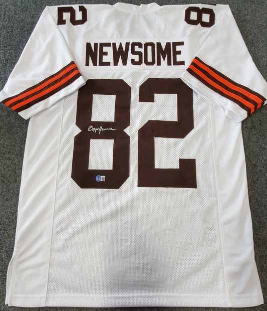 MVP Authentics Cleveland Browns Ozzie Newsome Autographed Signed Jersey Beckett Holo 107.10 sports jersey framing , jersey framing