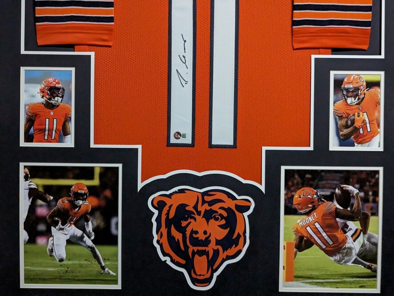 Framed Chicago Bears Darnell Mooney Autographed Signed Jersey Beckett Holo