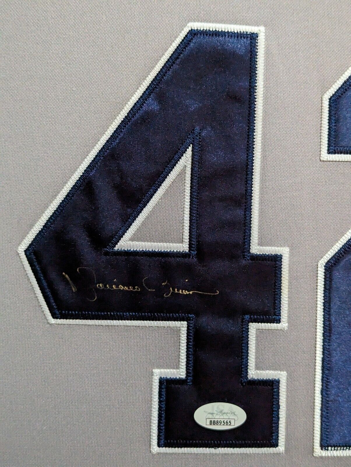 Mariano rivera best sale autographed jersey