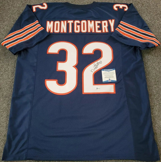 MVP Authentics Chicago Bears David Montgomery Autographed Signed Jersey Beckett Coa 125.10 sports jersey framing , jersey framing