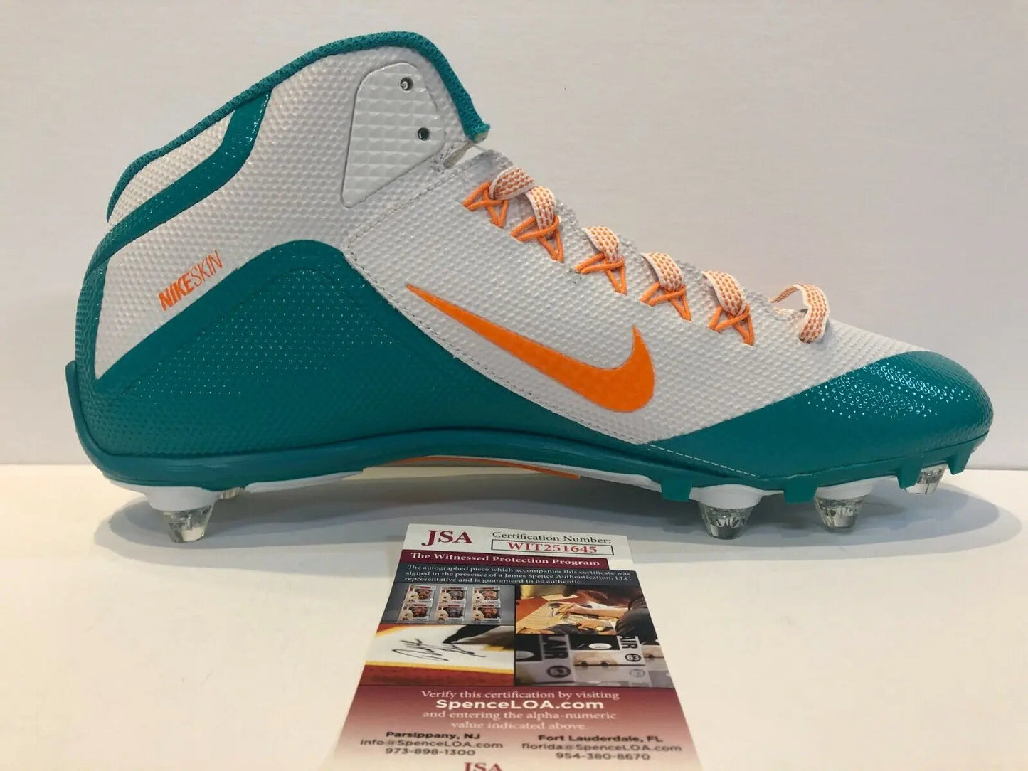 MVP Authentics Miami Dolphins Jakeem Grant Autographed Signed Nike Cleat Jsa Coa 116.10 sports jersey framing , jersey framing