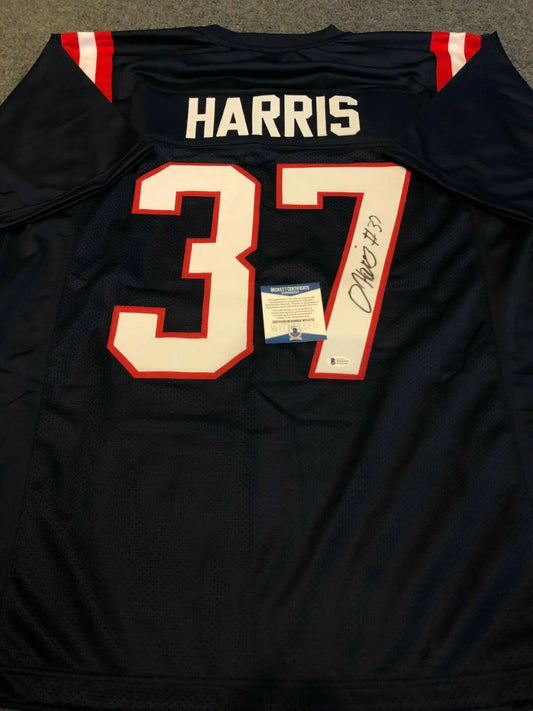 MVP Authentics New England Patriots Damien Harris Autographed Signed Jersey Beckett Coa 152.10 sports jersey framing , jersey framing