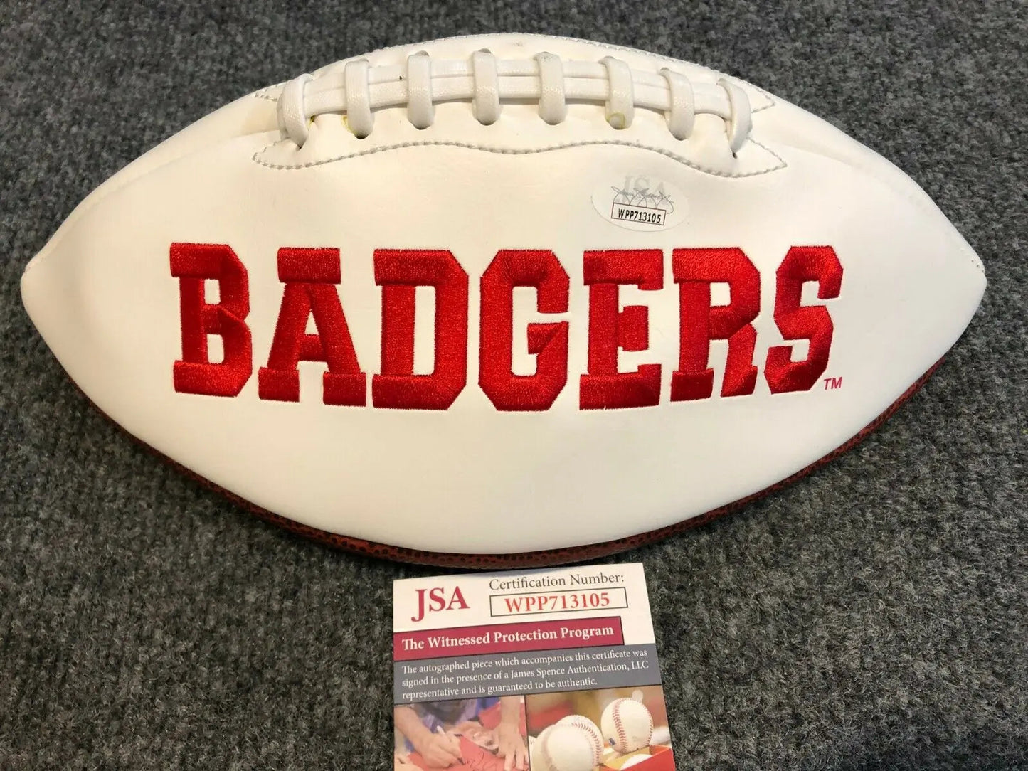 MVP Authentics Wisconsin Badgers Troy Fumagalli Autographed Signed Logo Football Jsa Coa 89.10 sports jersey framing , jersey framing