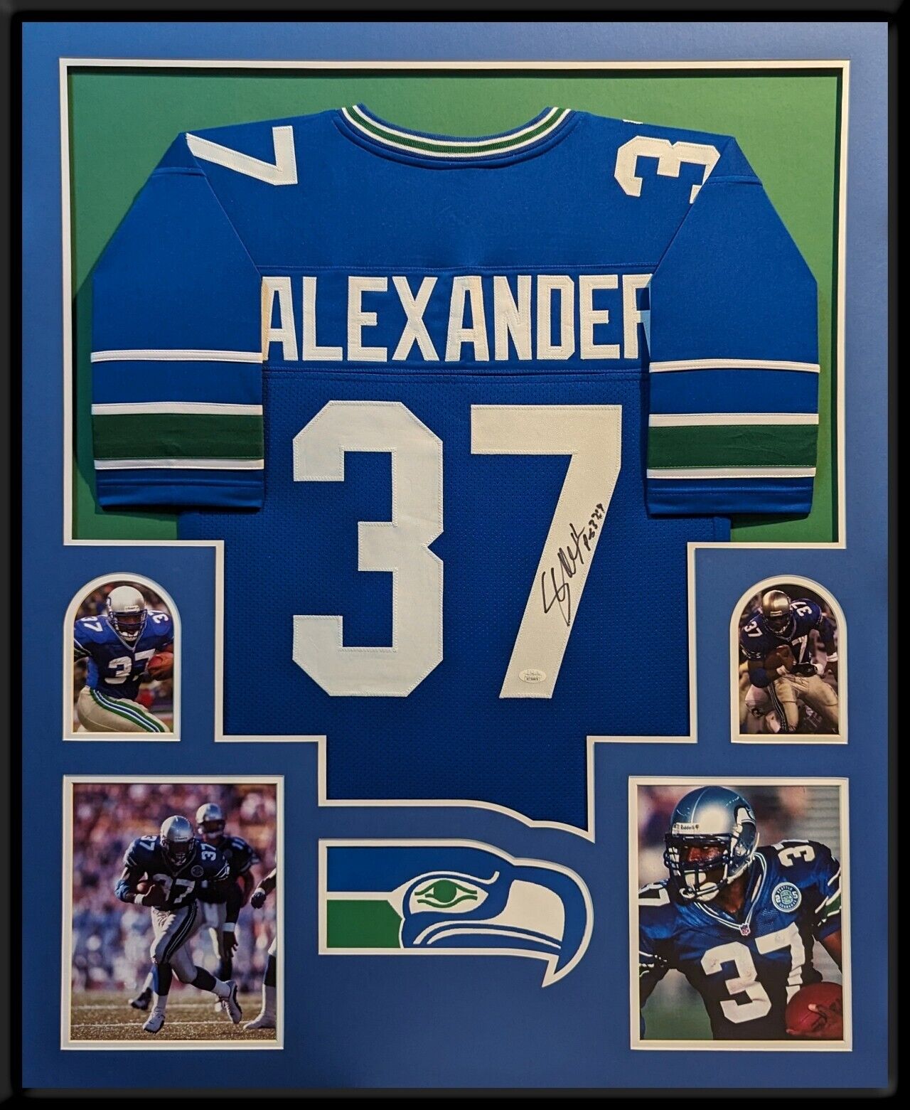 Jersey Framing MVP Authentics