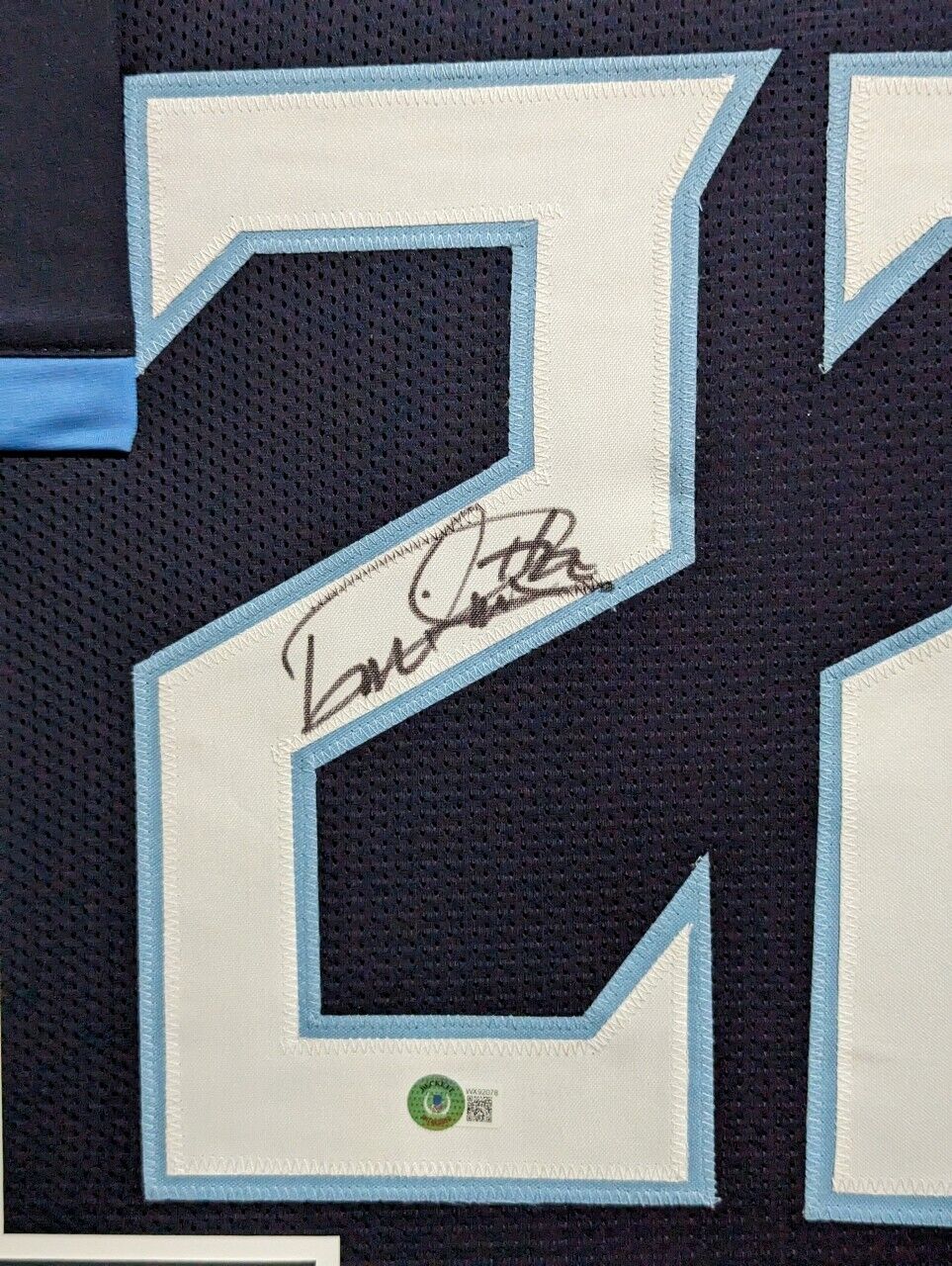 MVP Authentics Framed Tennessee Titans Derrick Henry Autographed Signed Jersey Beckett Holo 720 sports jersey framing , jersey framing