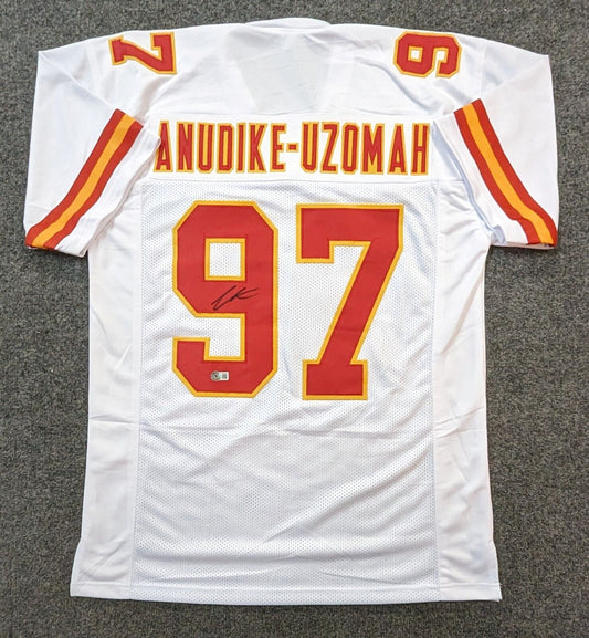 MVP Authentics Kansas City Chiefs Felix Anudike-Uzomah Autographed Signed Jersey Beckett Holo 135 sports jersey framing , jersey framing