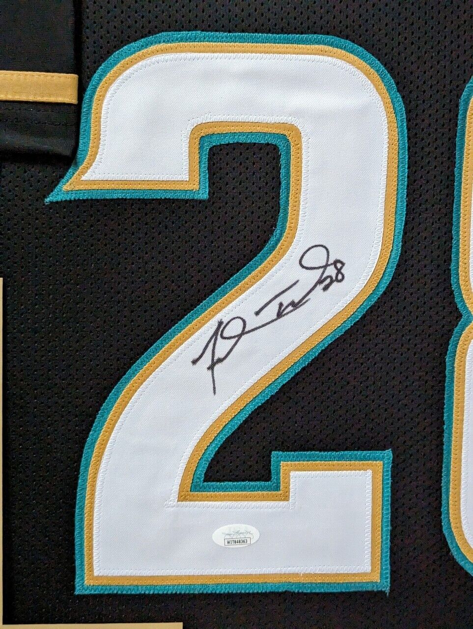 MVP Authentics Framed Jacksonville Jaguars Fred Taylor Autographed Signed Jersey Jsa Coa 652.50 sports jersey framing , jersey framing